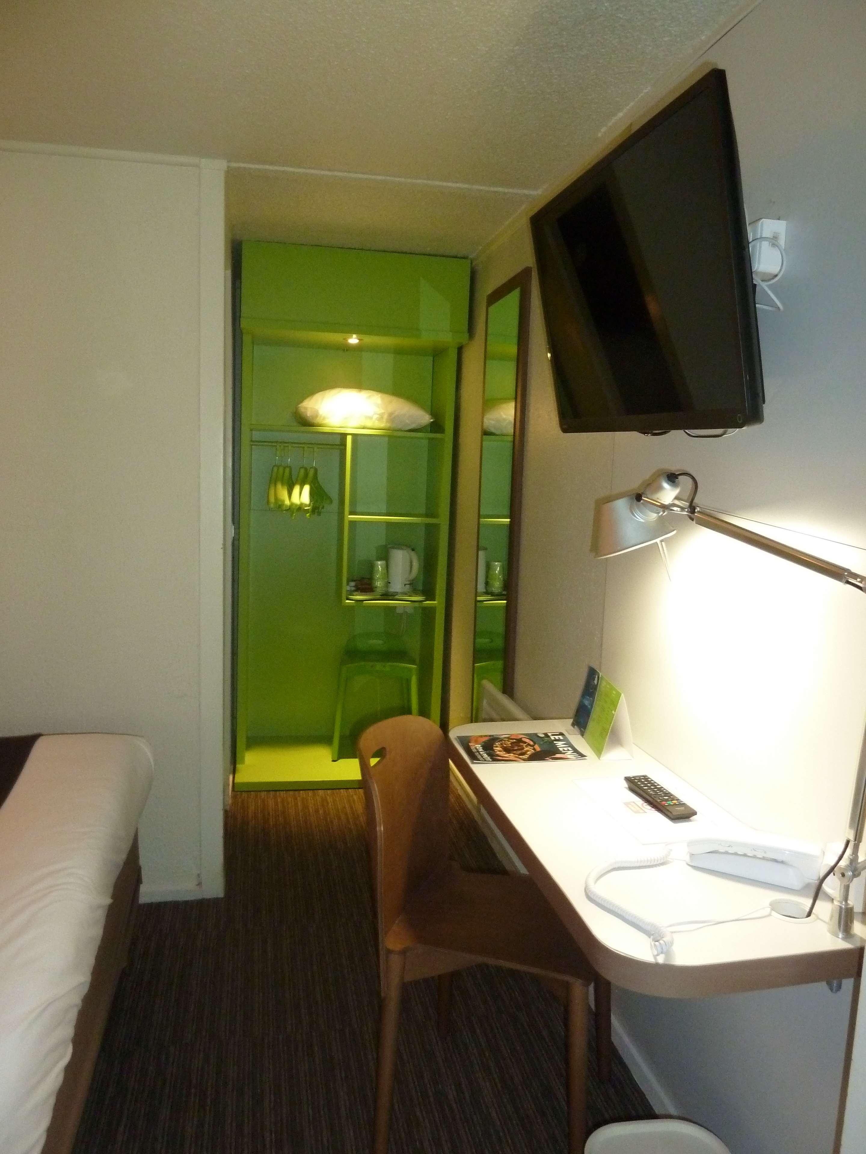 Campanile Le Mans Est Hotel Buitenkant foto