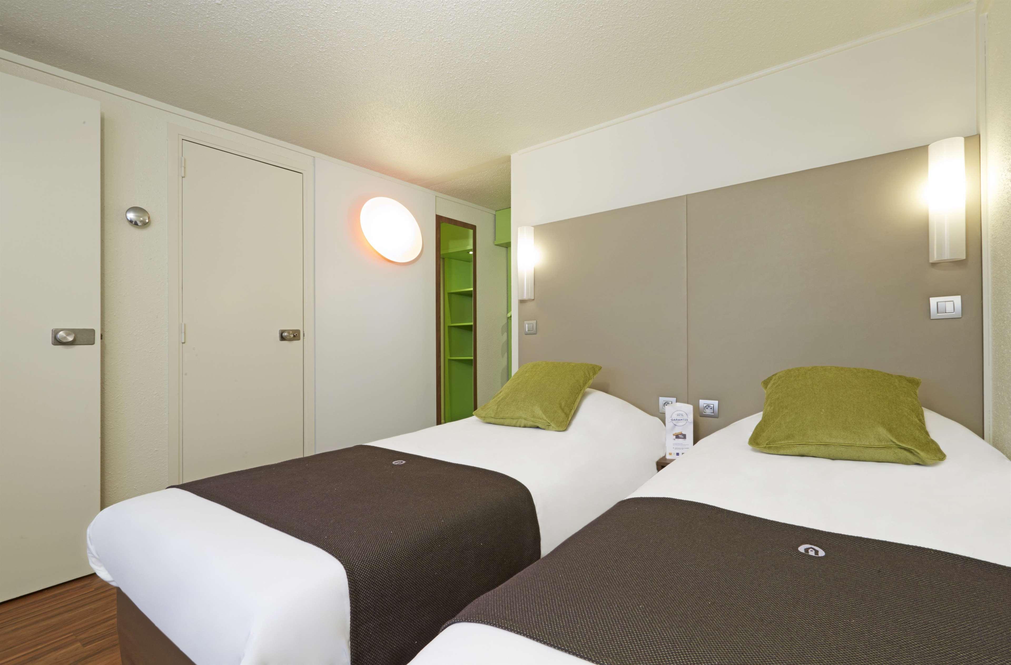 Campanile Le Mans Est Hotel Buitenkant foto